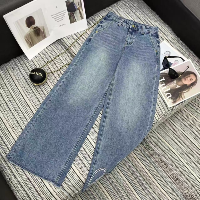 Ch**el jeans